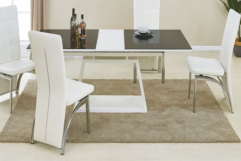 Concetta EXT Dinning Table