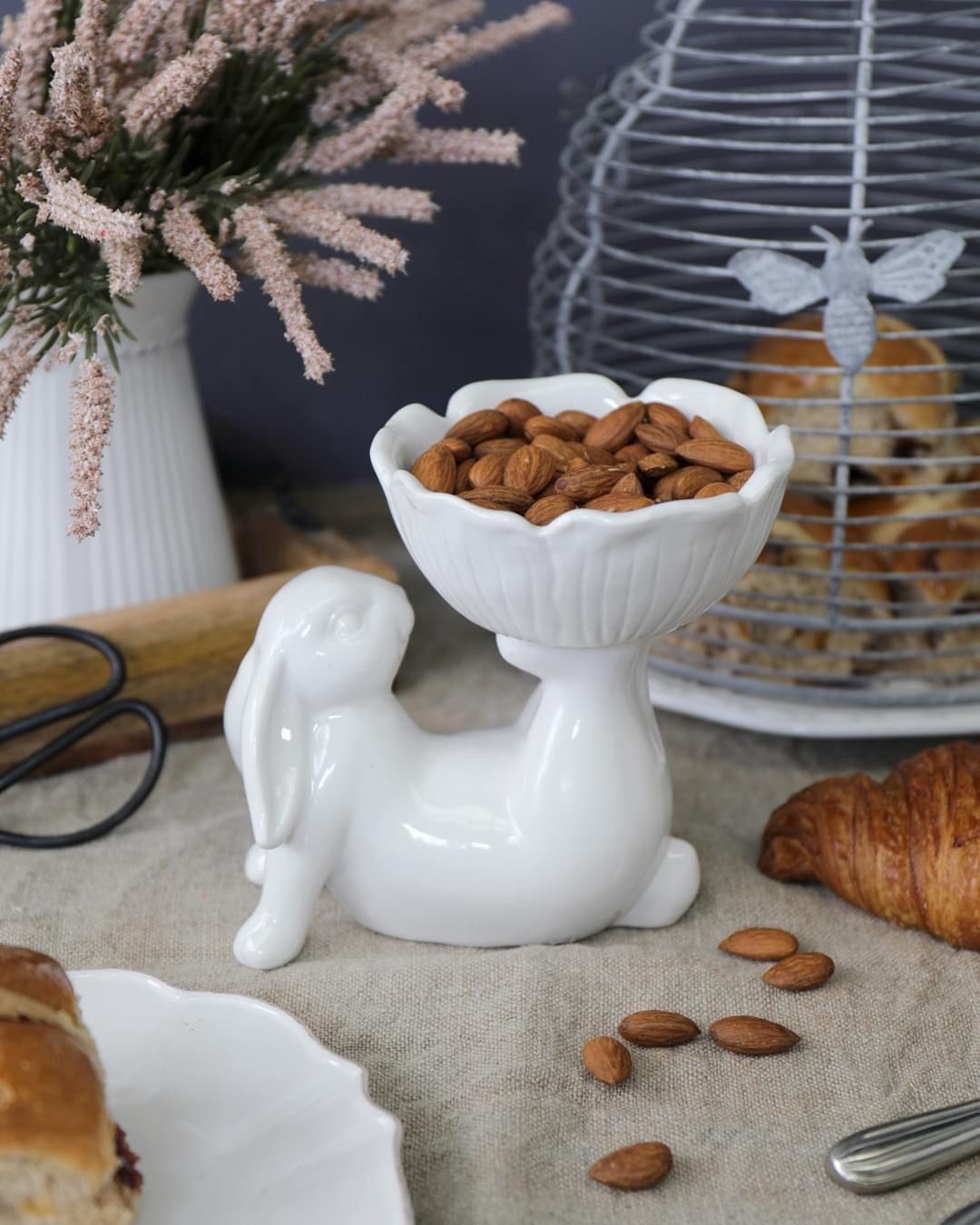 Bunny Flower-shaped dish