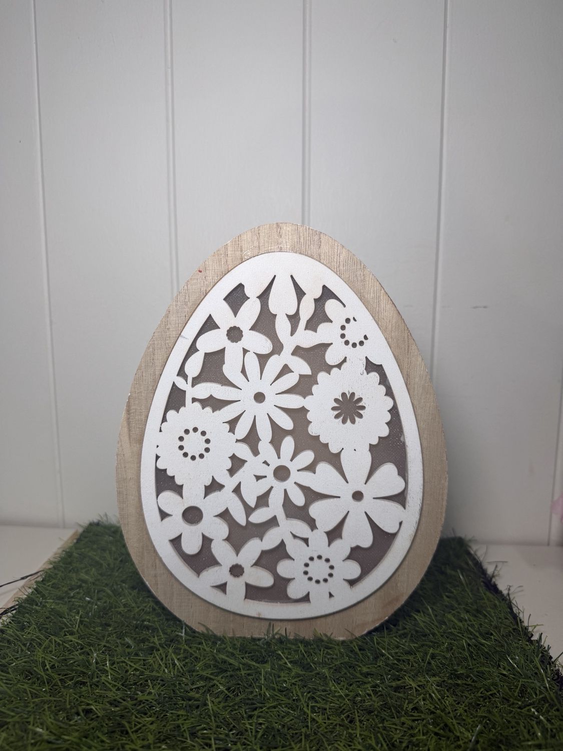 Easter Egg Flower Sign with Ligth