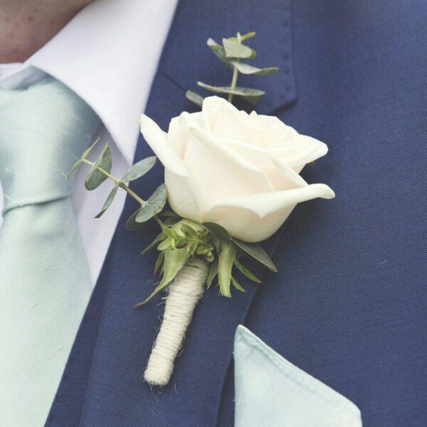 Buttonhole (fresh Rose)