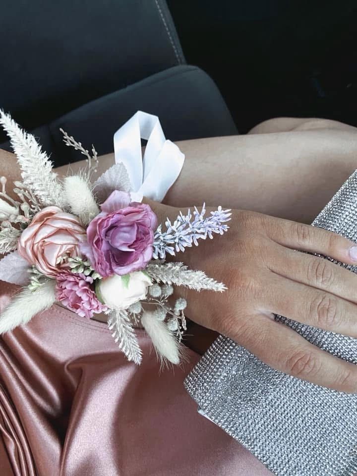 Wrist Corsage (Artificial Silk Flower)