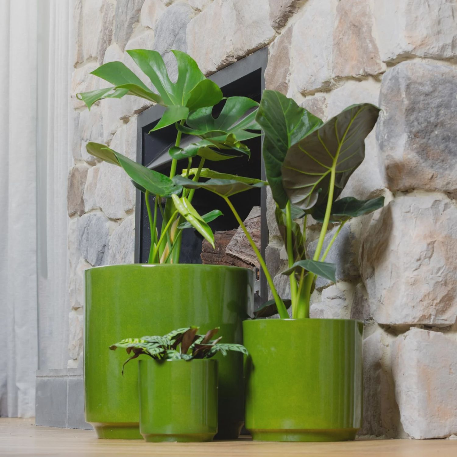 Farah Tapered Cylinder Pot - Med - Green