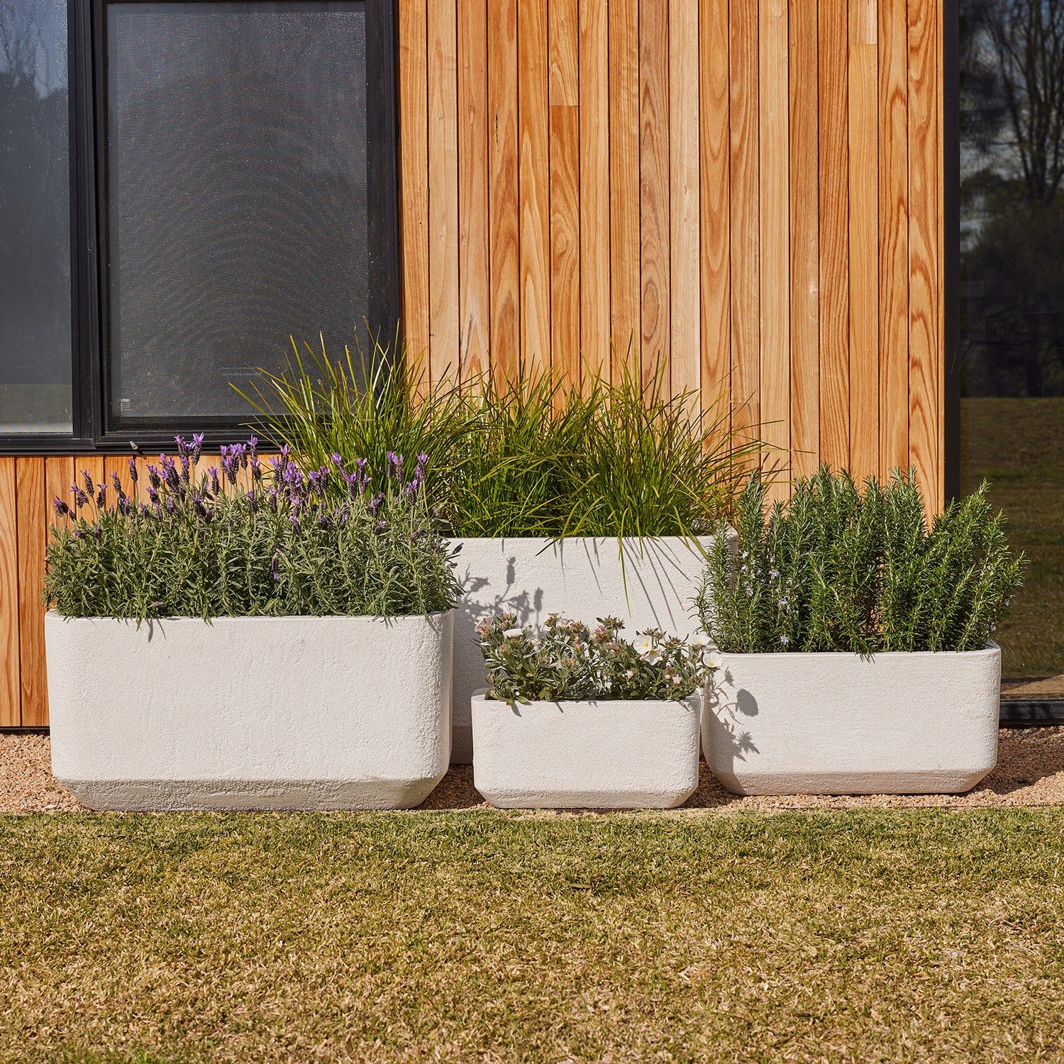 Grayson Trough Planter – White Pebble