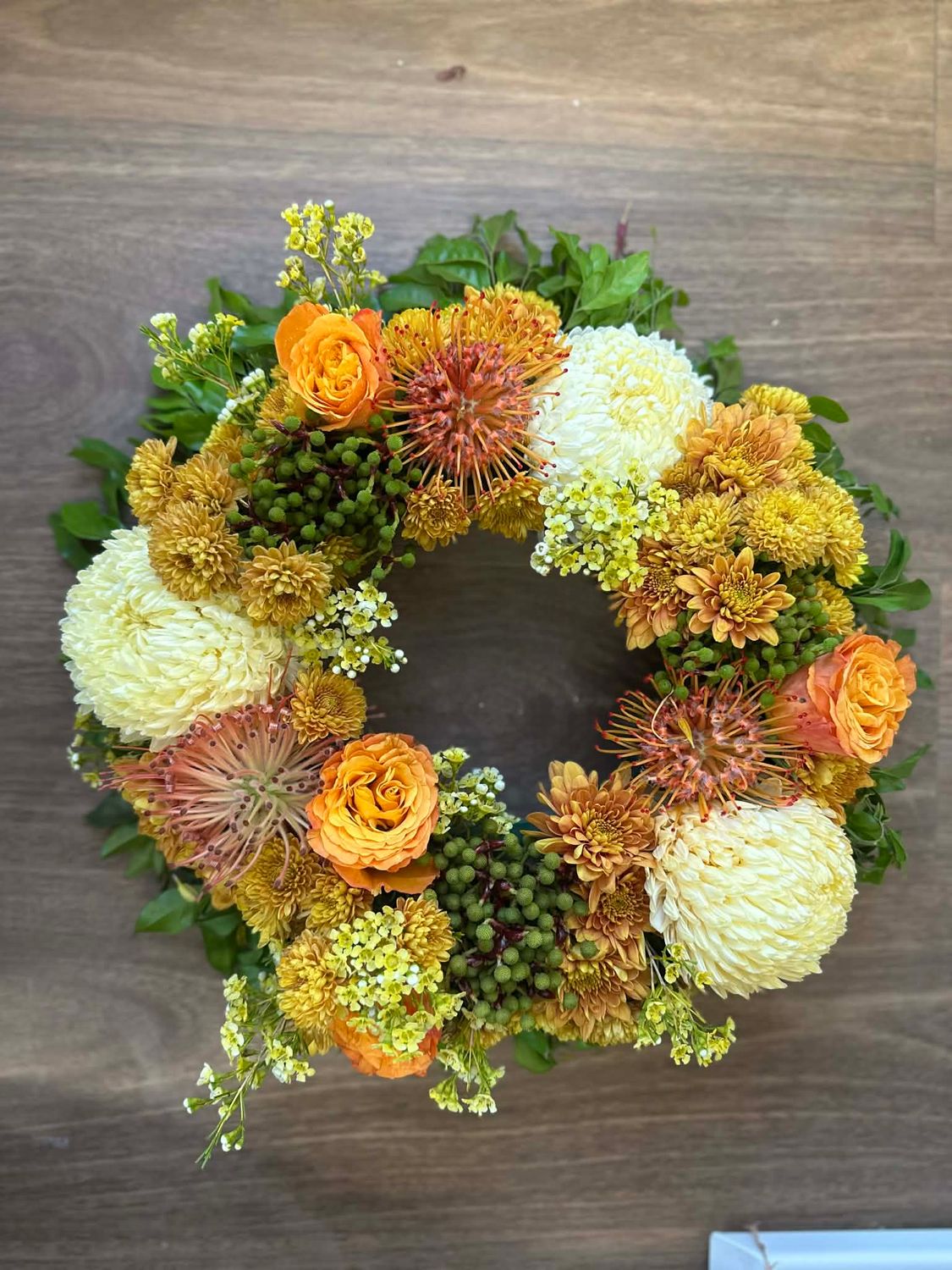 Fresh Floral  Wreath, Size: 35cm Fresh Flower Wreath