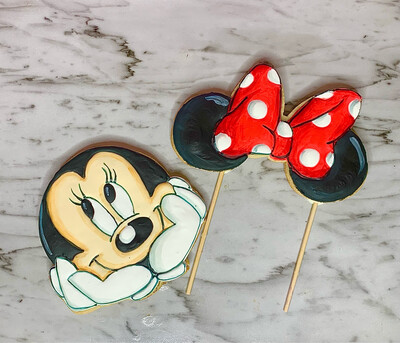 Minnie Mouse Cookie Toppers
