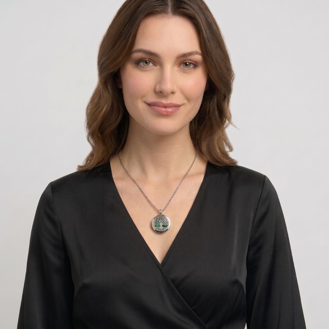 Collier et Tampons Diffuseur Huile Essentielle Collier et Tampons Diffuseur Huile Essentielle