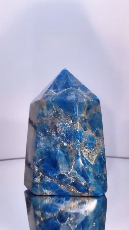 Pointe Apatite Bleue Supérieure numéro 13