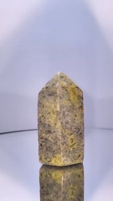 Pointe Opale Pistache Supérieure numéro 17 Pointe Opale Pistache Supérieure numéro 17
