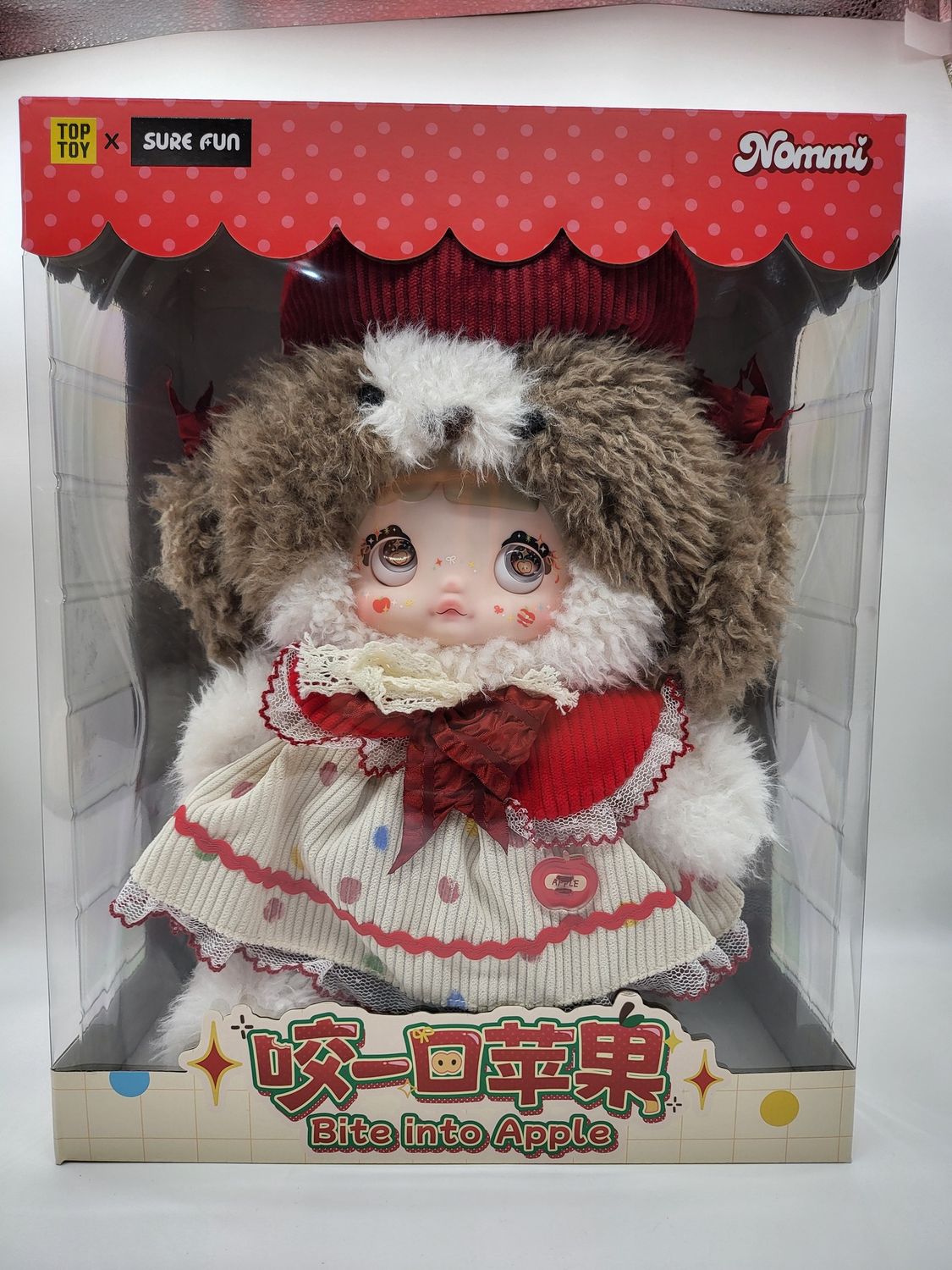 Nommi – “Bite Into Apple” 400% Plush – Sealed Box