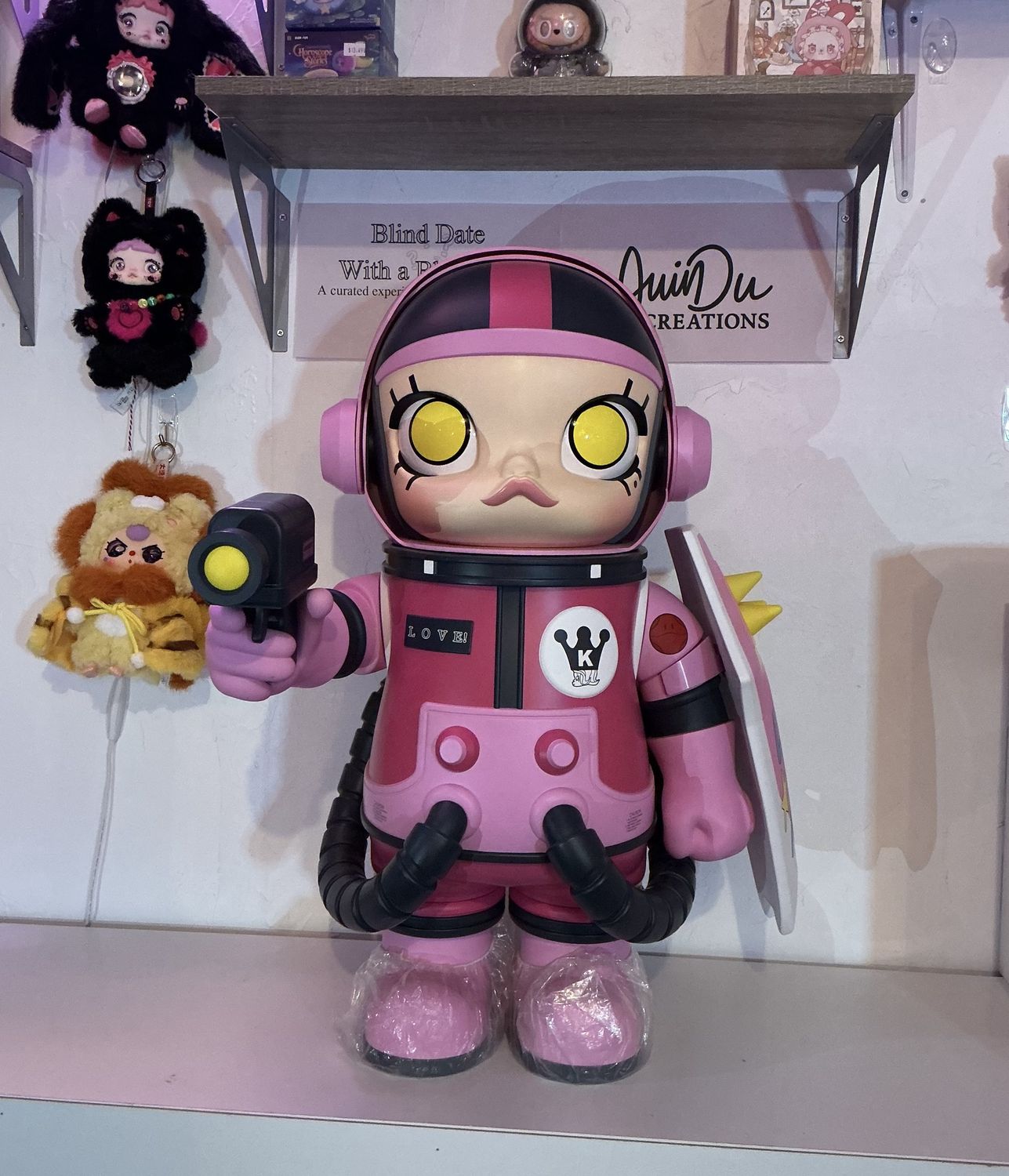 POP MART MEGA SPACE MOLLY 1000% — Zaku Warrior Edition