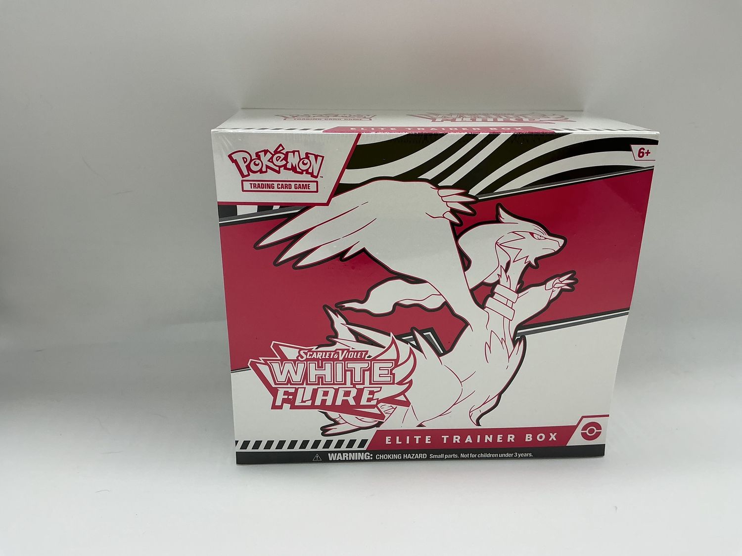 Pokémon TCG: Scarlet &amp; Violet – White Flare Elite Trainer Box