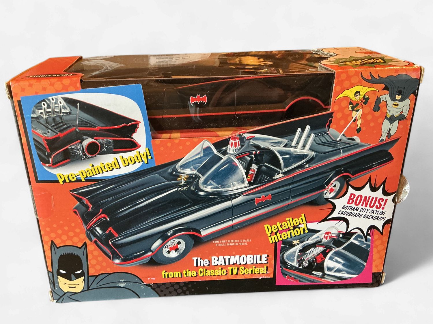 Batman Classic TV Series 1966 Batmobile Snap-Assembly 1:25 Scale Model Kit