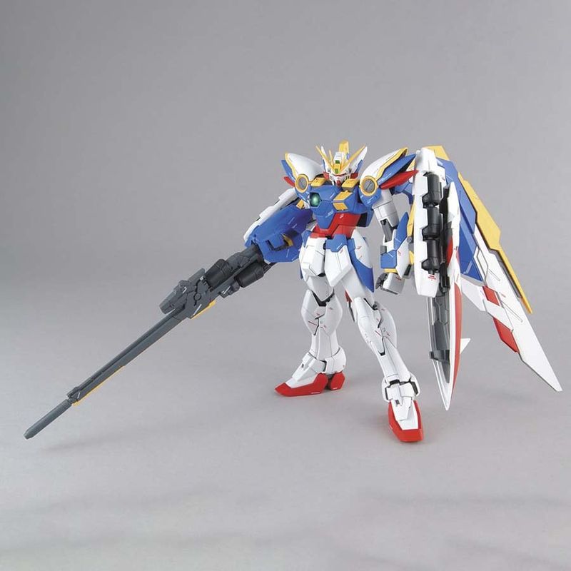 BANDAI HOBBY MG: GUNDAM WING: ENDLESS WALTZ: WING GUNDAM (EW)