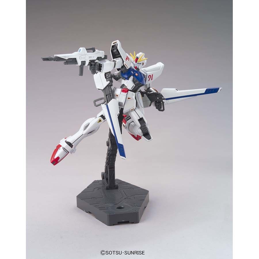 BANDAI HOBBY HGUC: GUNDAM F91: GUNDAM F9