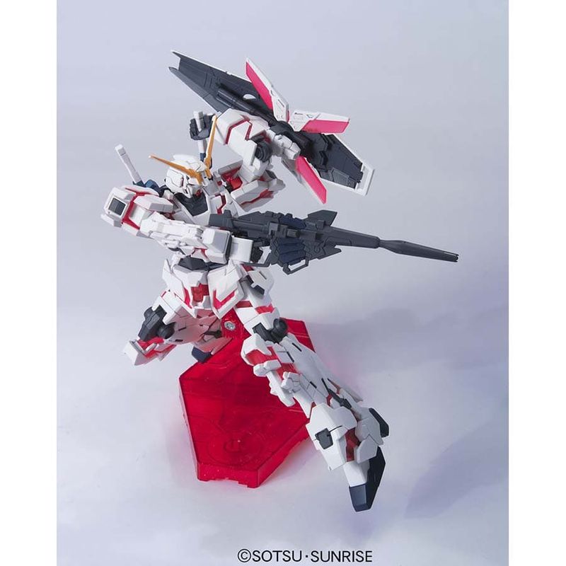 BANDAI HOBBY HGUC: GUNDAM UC: UNICORN GUNDAM (DESTROY MODE)