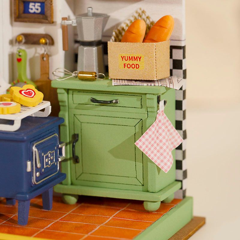 Rolife DIY Miniature House: Afternoon Baking Time