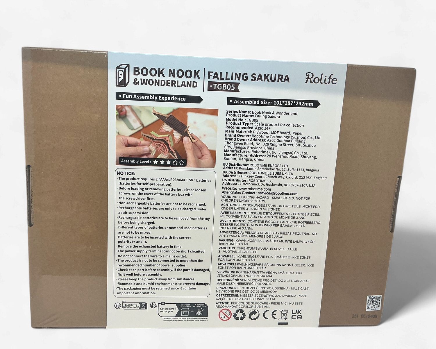 Rolife Book Nook &amp; Wonderland: Falling Sakura