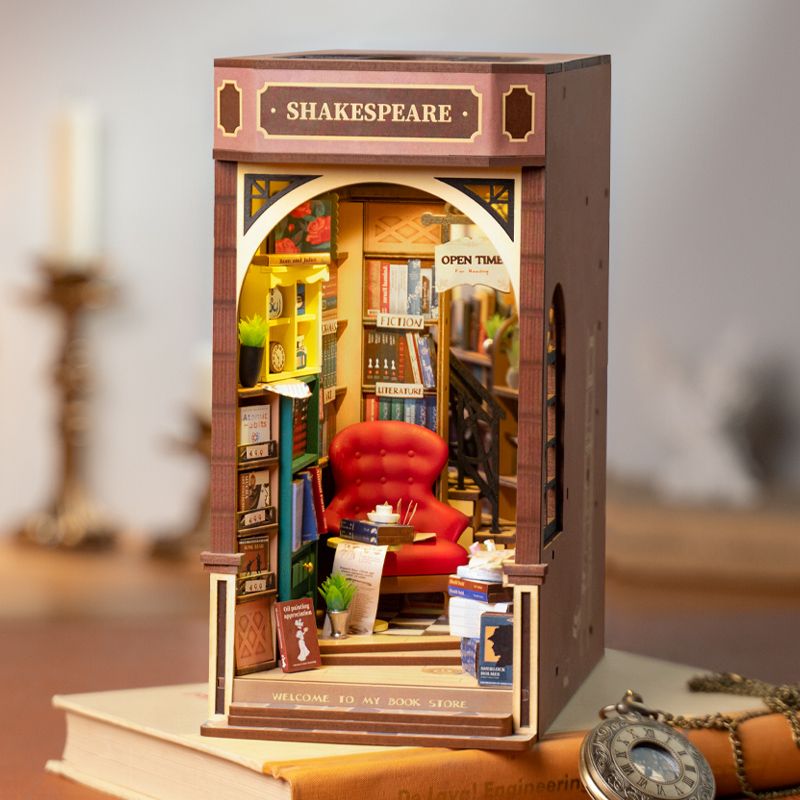 Rolife Book Nook &amp; Wonderland: Book Store