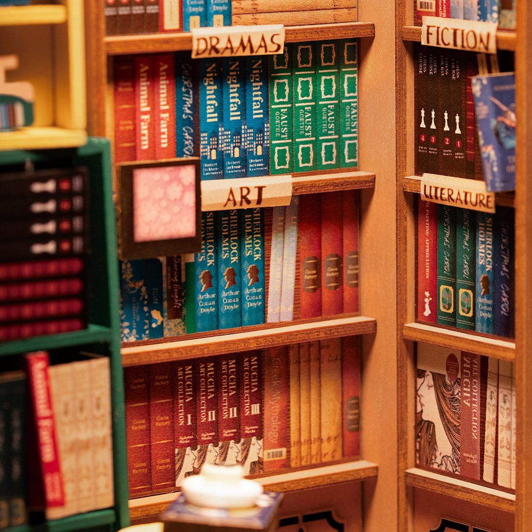 Rolife Book Nook &amp; Wonderland: Book Store