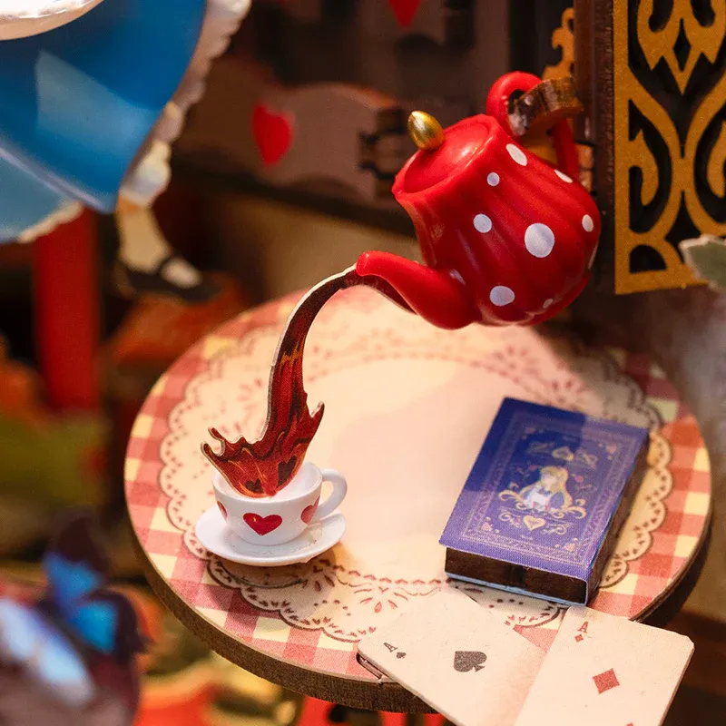 Rolife Book Nook &amp; Wonderland: Fall Into Wonder