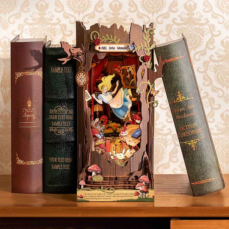Rolife Book Nook &amp; Wonderland: Fall Into Wonder