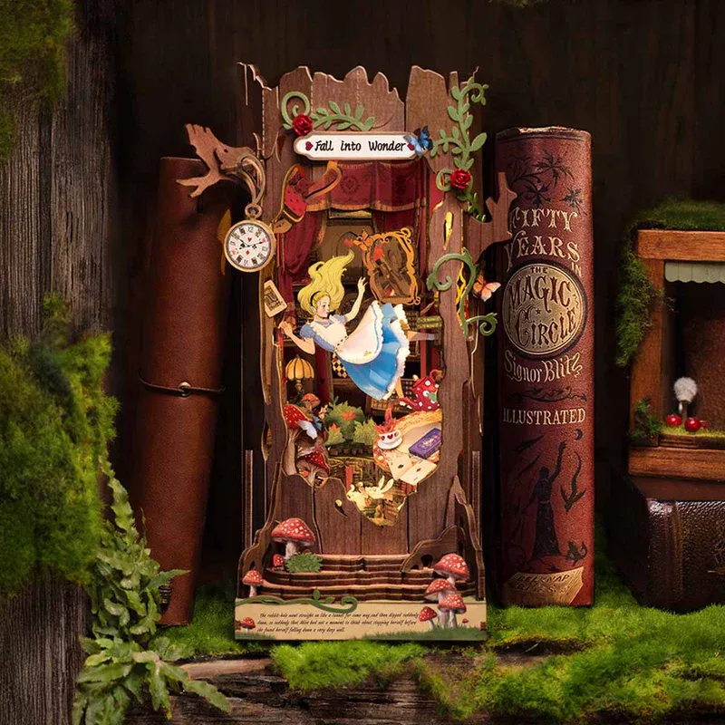 Rolife Book Nook &amp; Wonderland: Fall Into Wonder