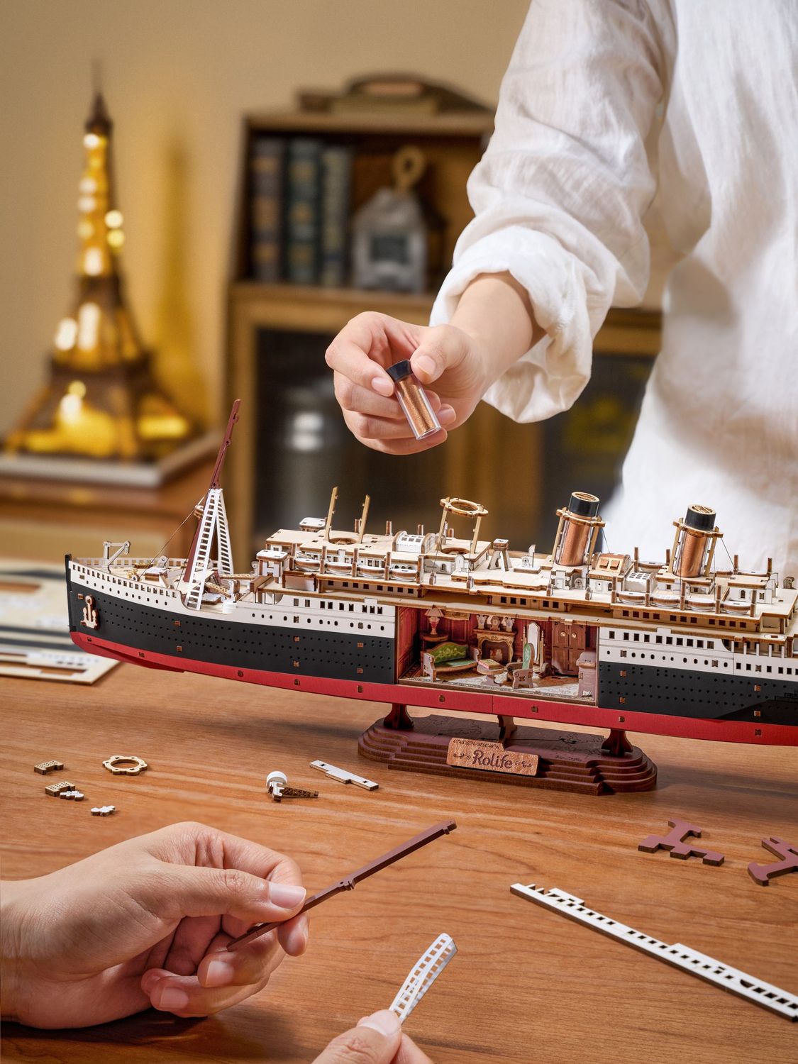 Rolife 3D Puzzle Creation Set: 1912 - Eternal Atlantic Voyager: