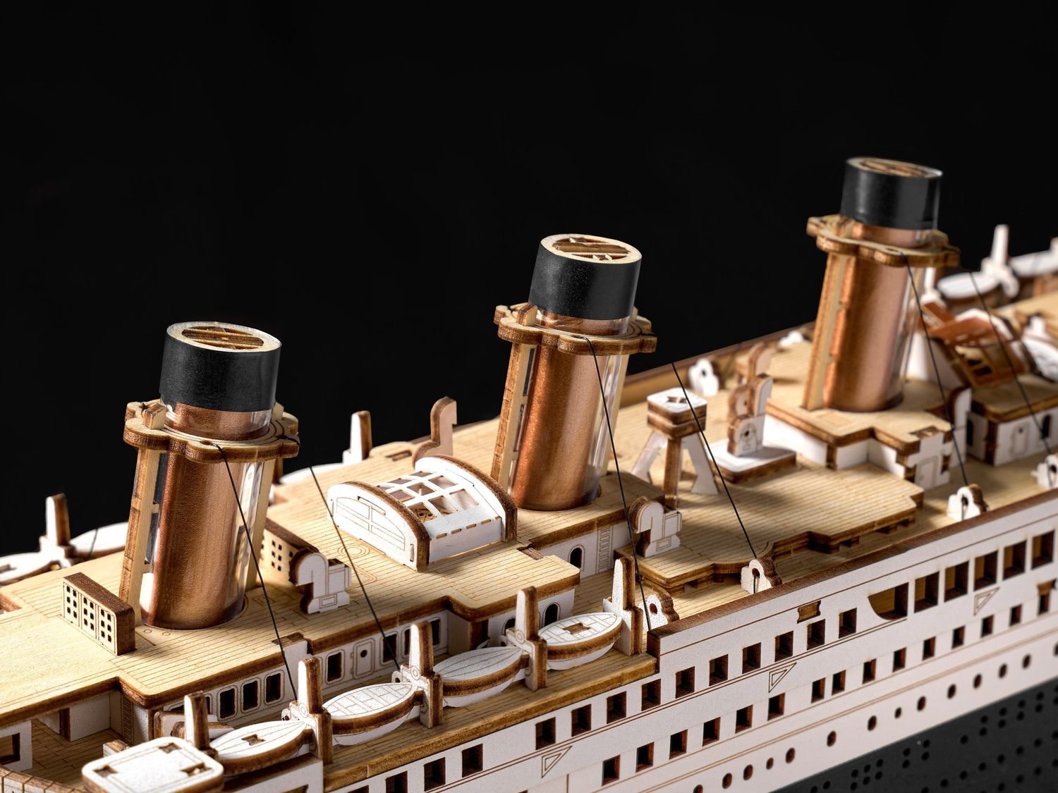Rolife 3D Puzzle Creation Set: 1912 - Eternal Atlantic Voyager: