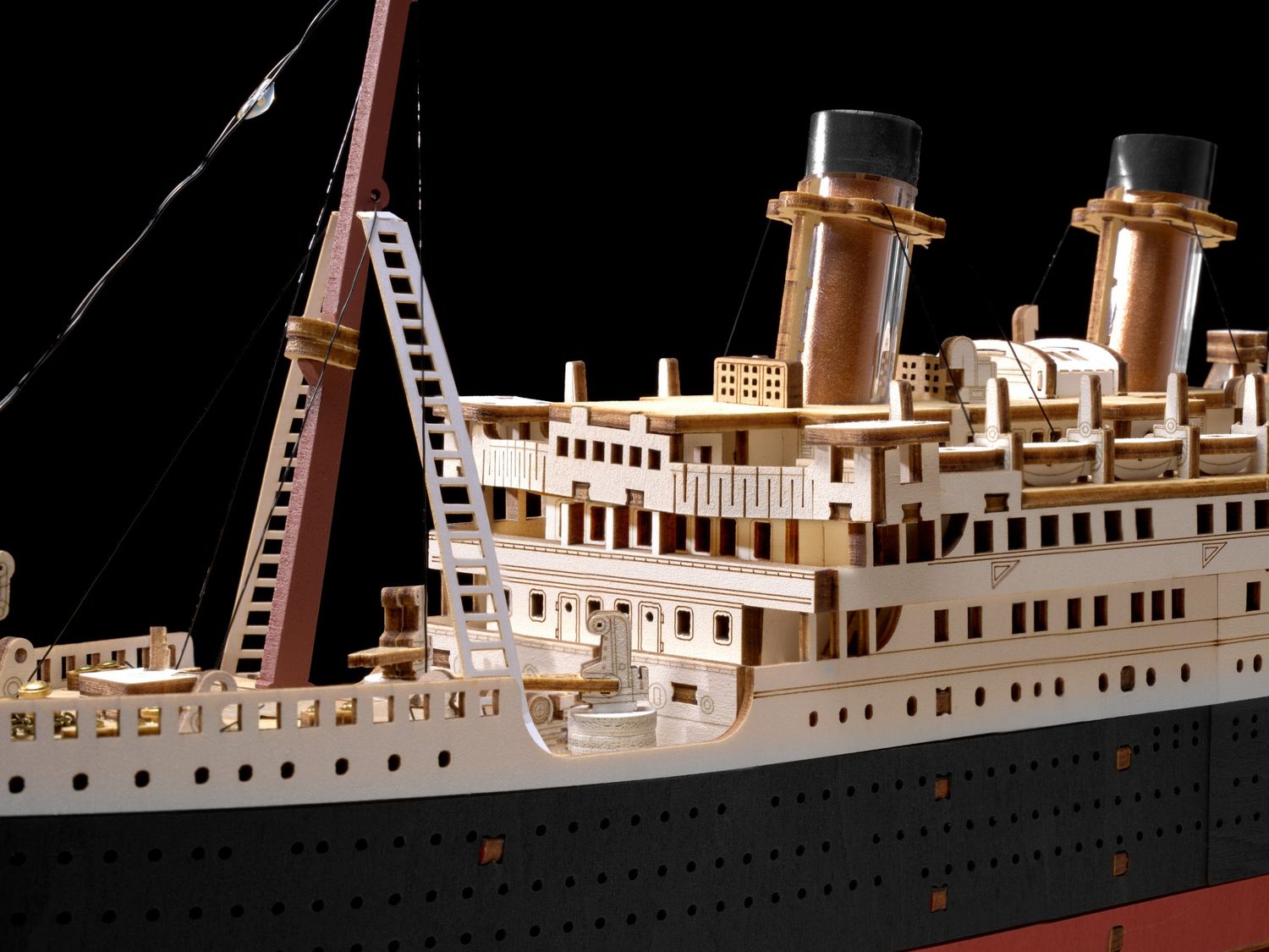 Rolife 3D Puzzle Creation Set: 1912 - Eternal Atlantic Voyager: