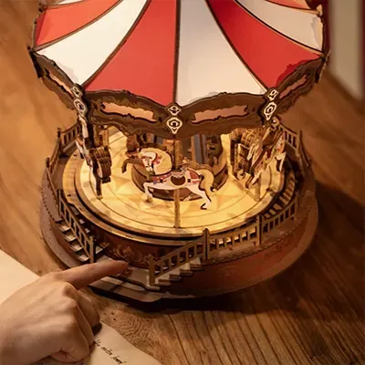 Rolife Music Dreamer: Classic Carousel