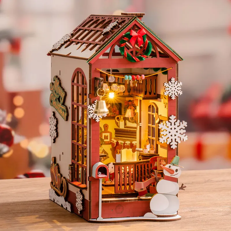 Rolife Book Nook &amp; Wonderland Christmas Indoor Scene