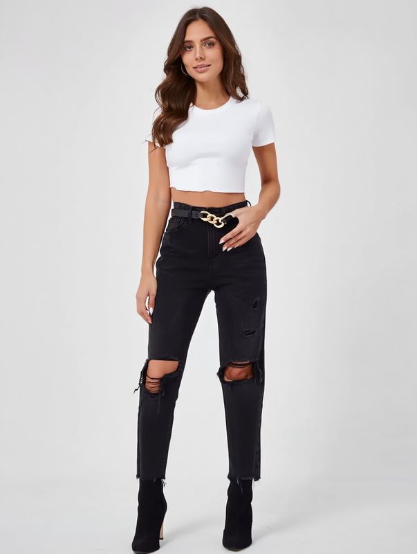 High-Waist Destroyed Jeans mit Goldkettengürtel