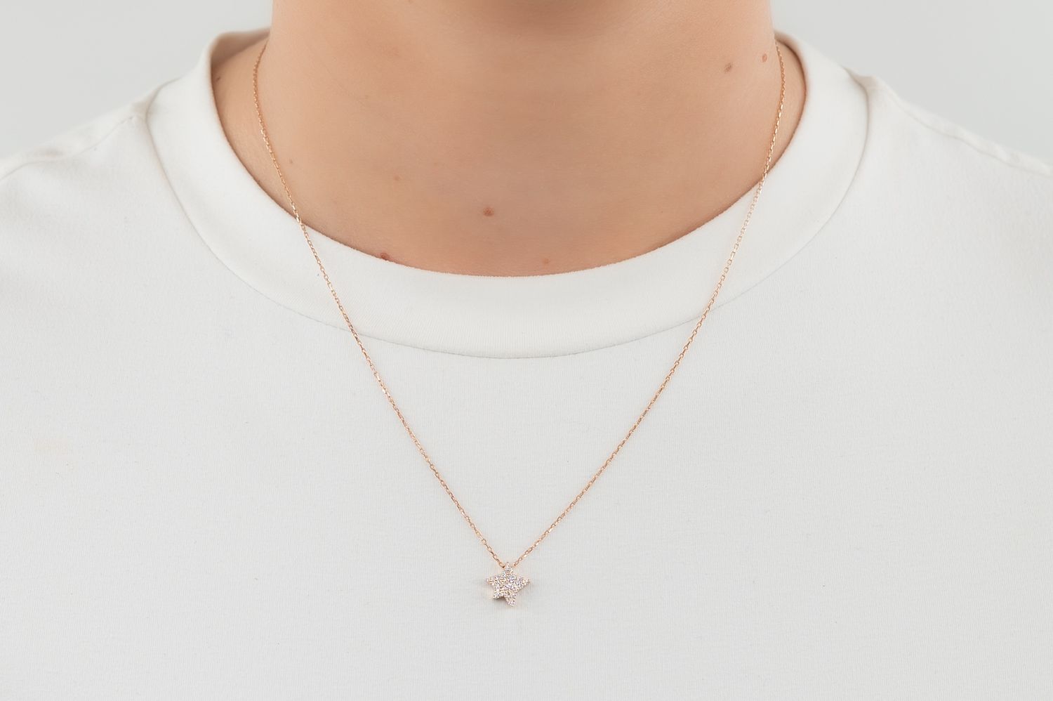 Necklace Star with Diamonds