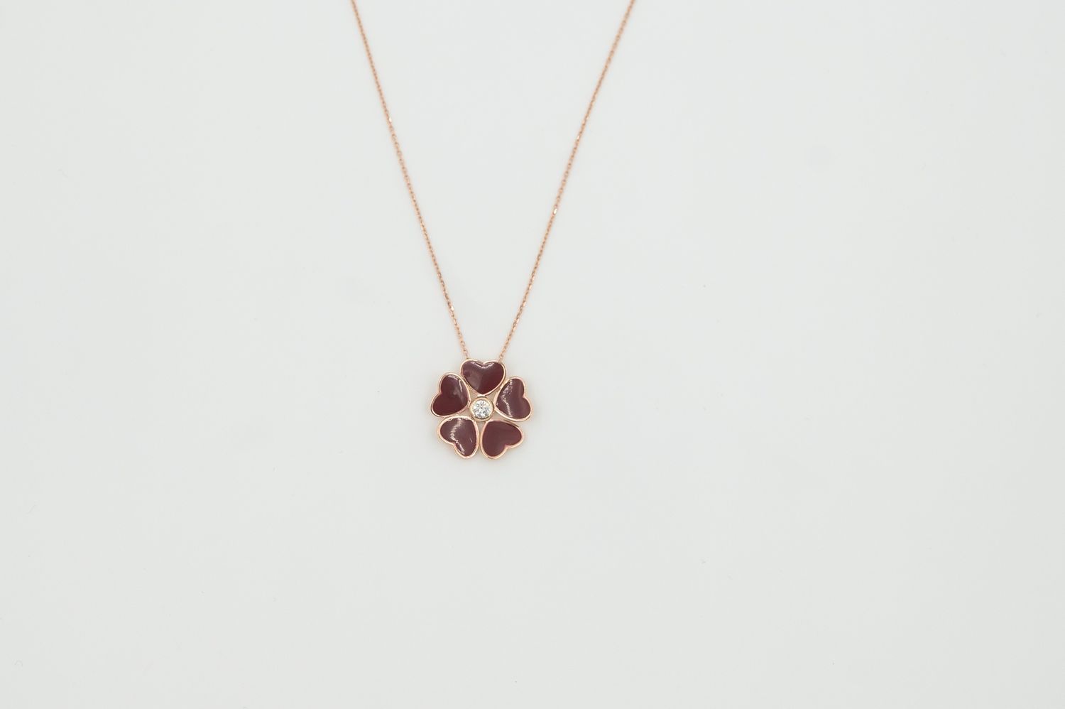 Necklace Red Clover Leaf