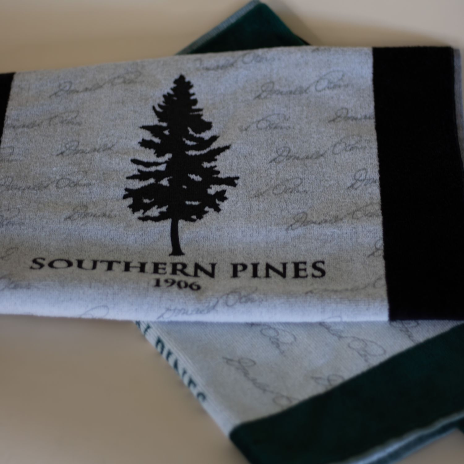 Devant "Donald Ross" Edge Towel