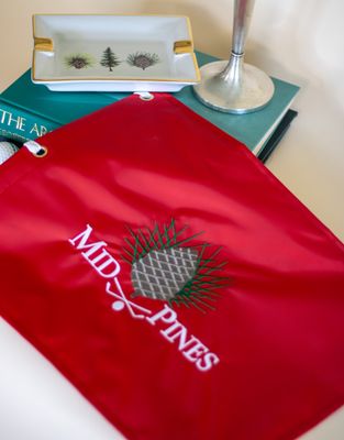 Mid Pines Hole Flag