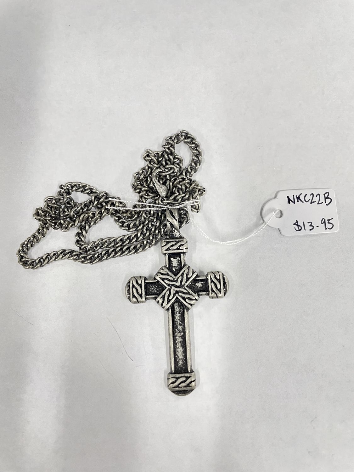 Burn Slv Cross w/Knots Necklace