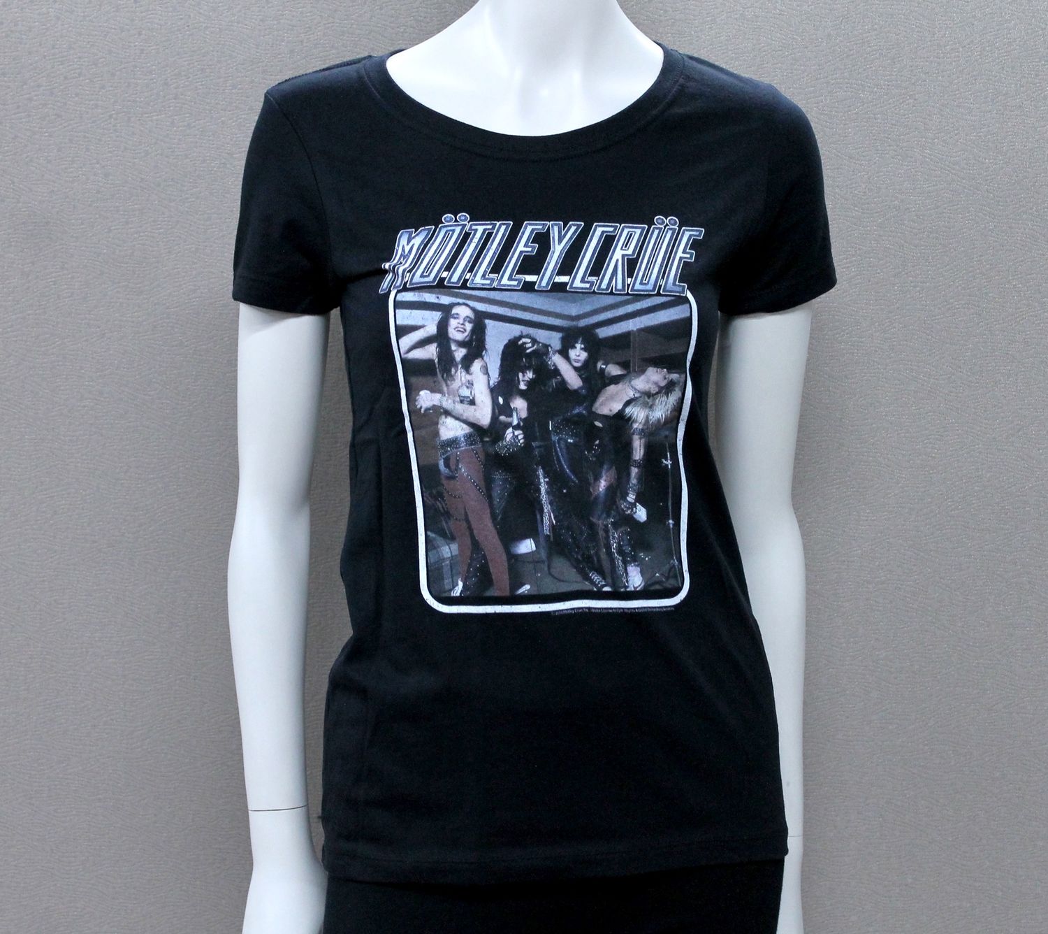 Motley Crue Uncrued Womens