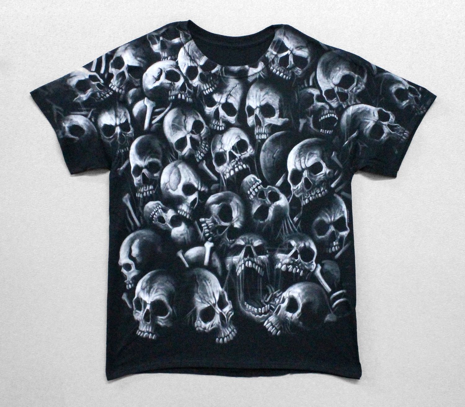 Fantasy All Over Skulls - Black