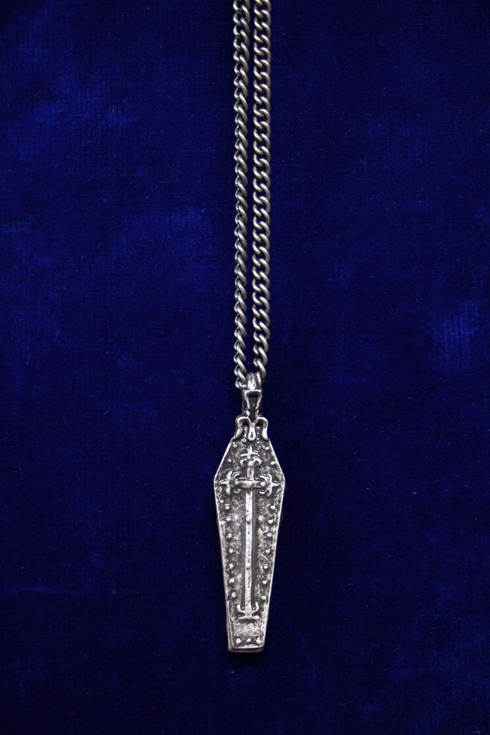 Coffin Necklace w/Skeleton Inside Necklace
