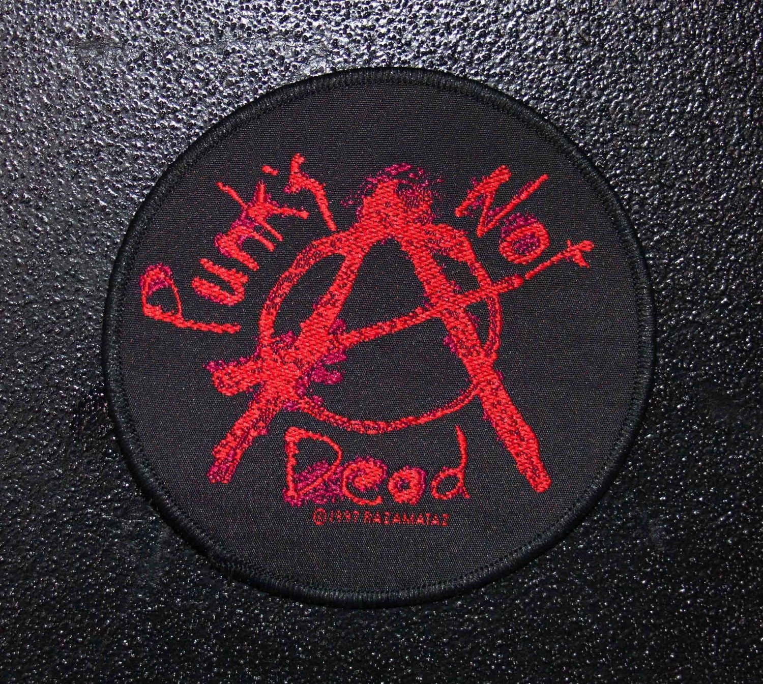 Generic - Punk's Not Dead Circle Sew-On Patch