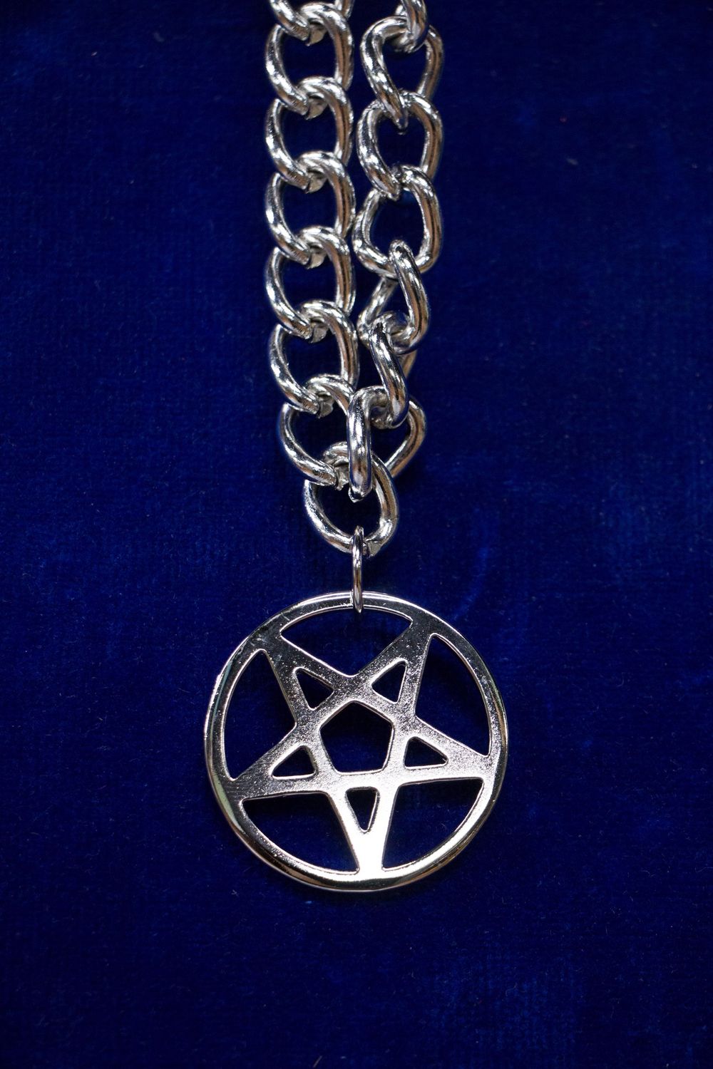 1'' Pentagram Pendant Chain