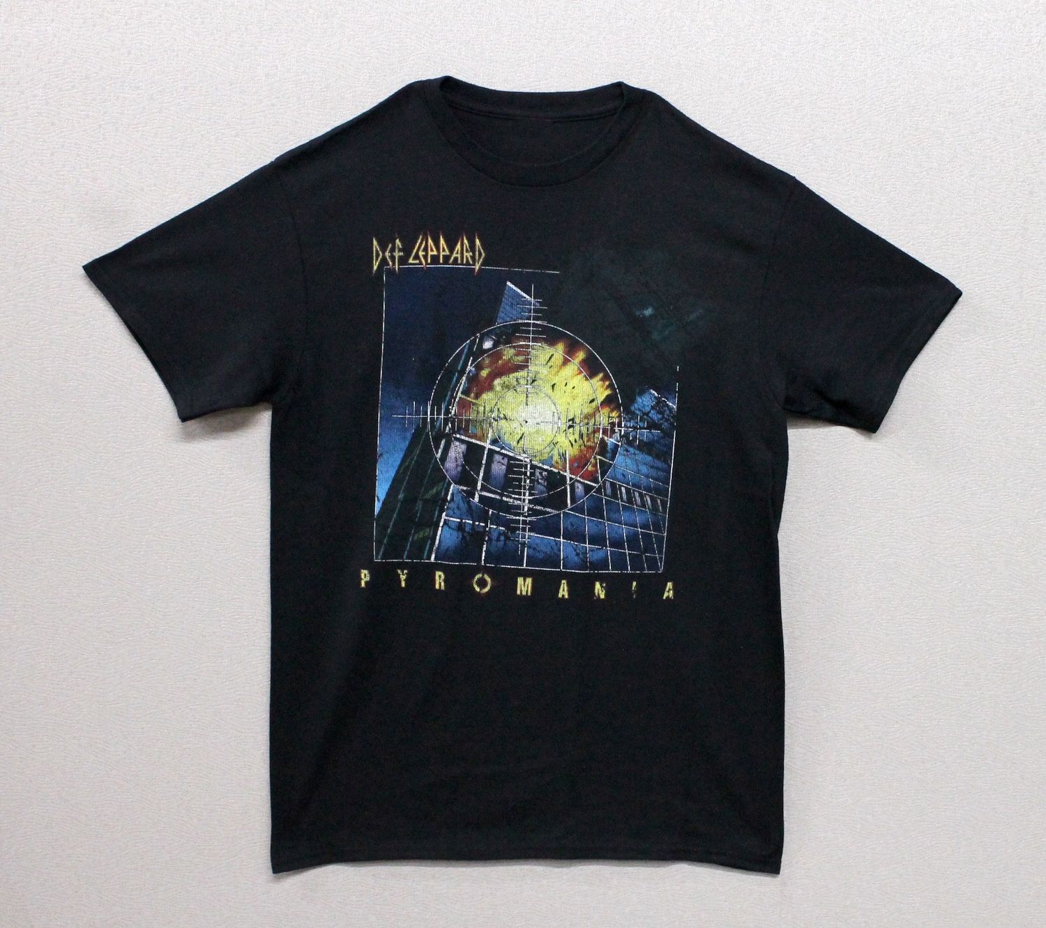 Def Leppard Pyromania Faded - Black