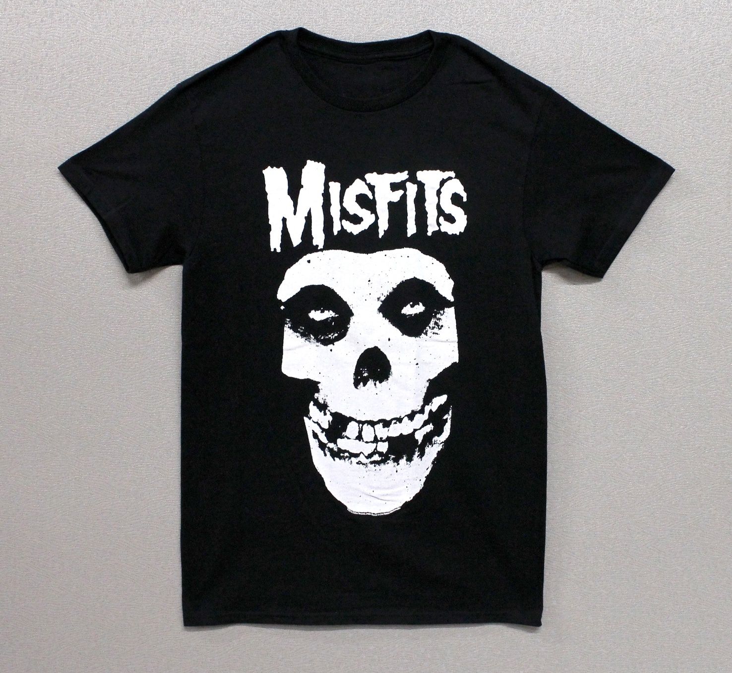 Misfits Classic Fiend Skull w/ Logo - Black