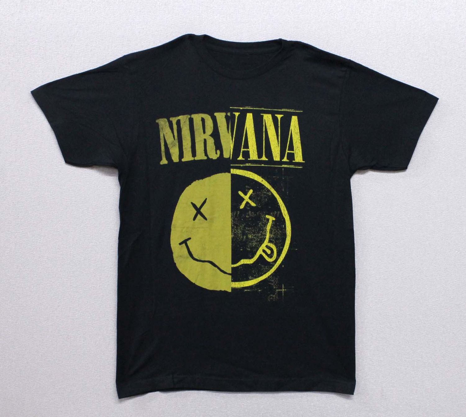 Nirvana Split Smiley - Black