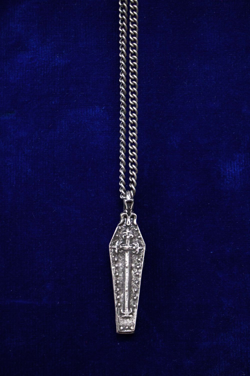 Coffin Necklace w/Skeleton Inside Necklace