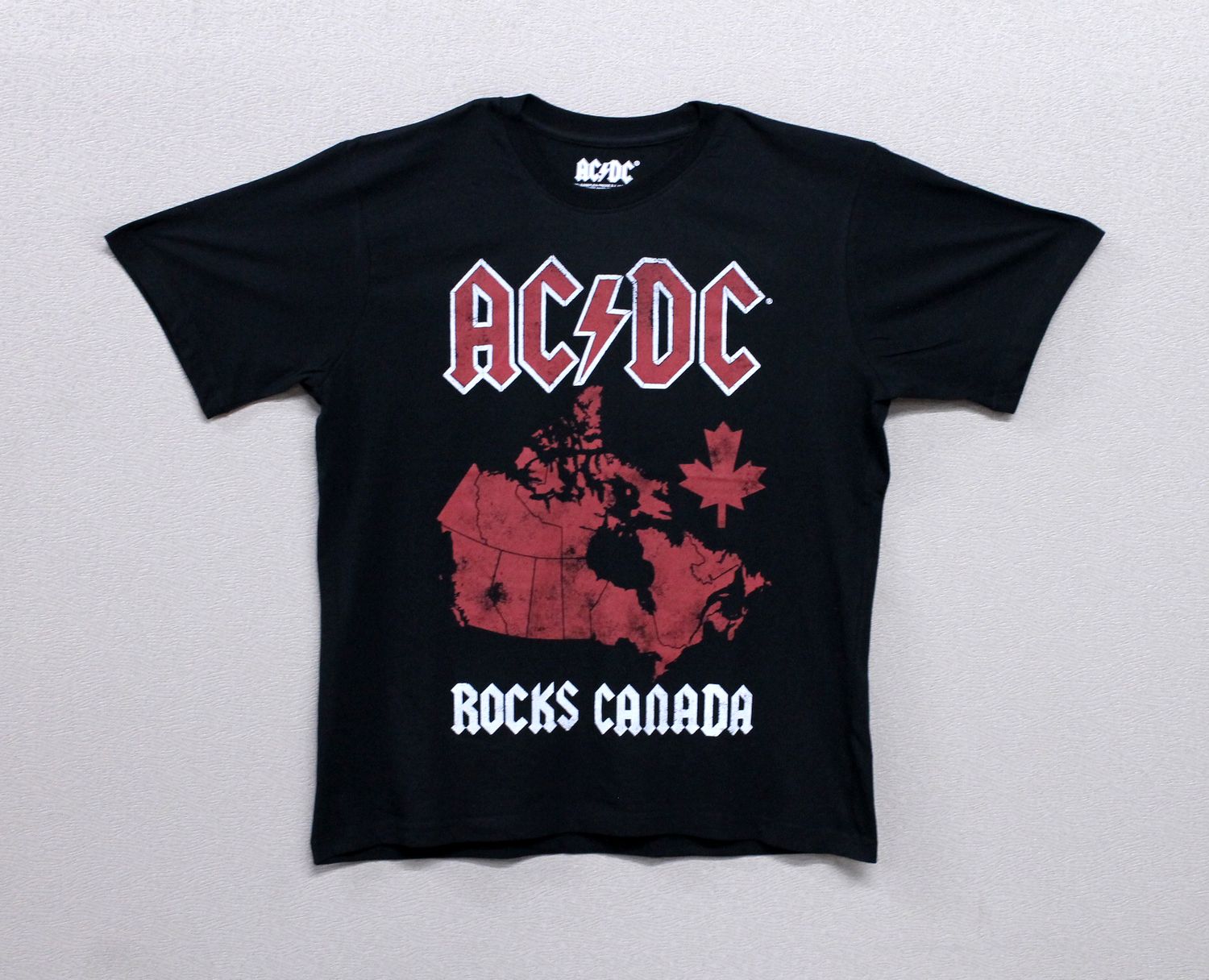 AC/DC Rocks Canada