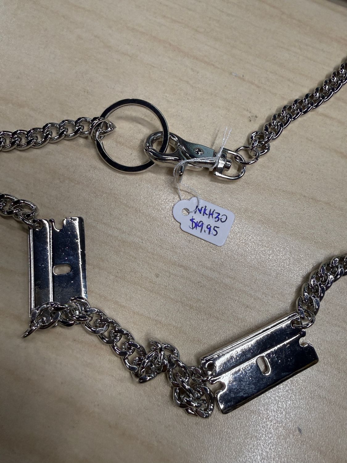 3 Shiny Razor Blade Chain Necklace