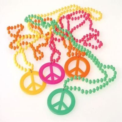 HIPPIE SIGN NECKALCE/ ASSORTED