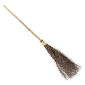 Witch Broom 37in Natural Bamboo/Halloween Ht